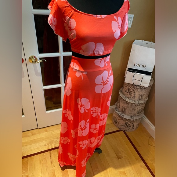 Maxi Skirt Set - Picture 4 of 7